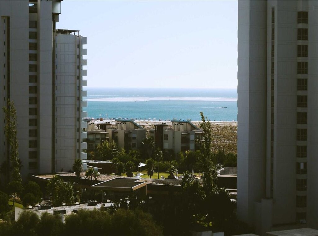 logo:k3rj7hd9lx0= whatsapp